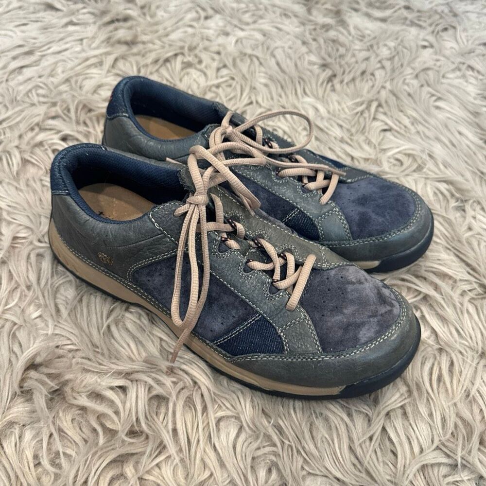 Taos sneakers size US 6